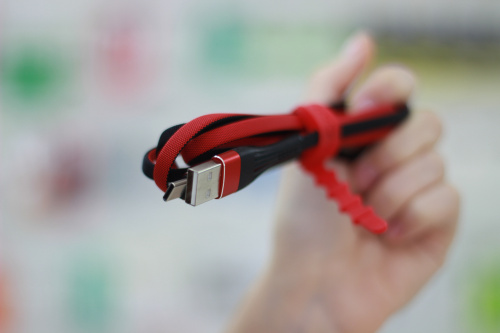 Кабель USB Type-C HOCO U39 Slender плоский (черный/красный) 1,2 м фото 3